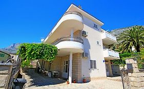 Apartment Makarska M&I, Free Private Parking