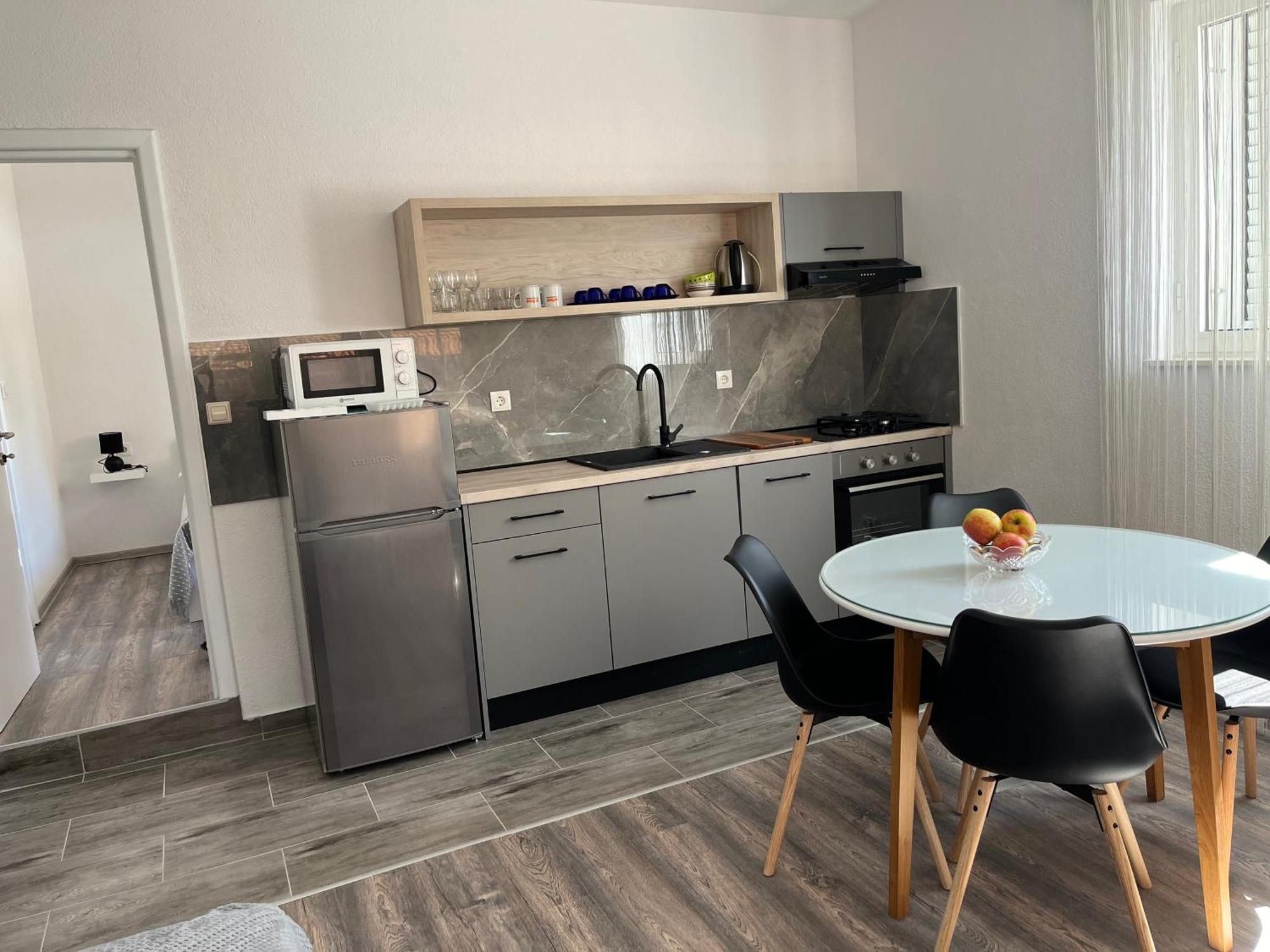 Apartment Makarska M&I Екстер'єр фото