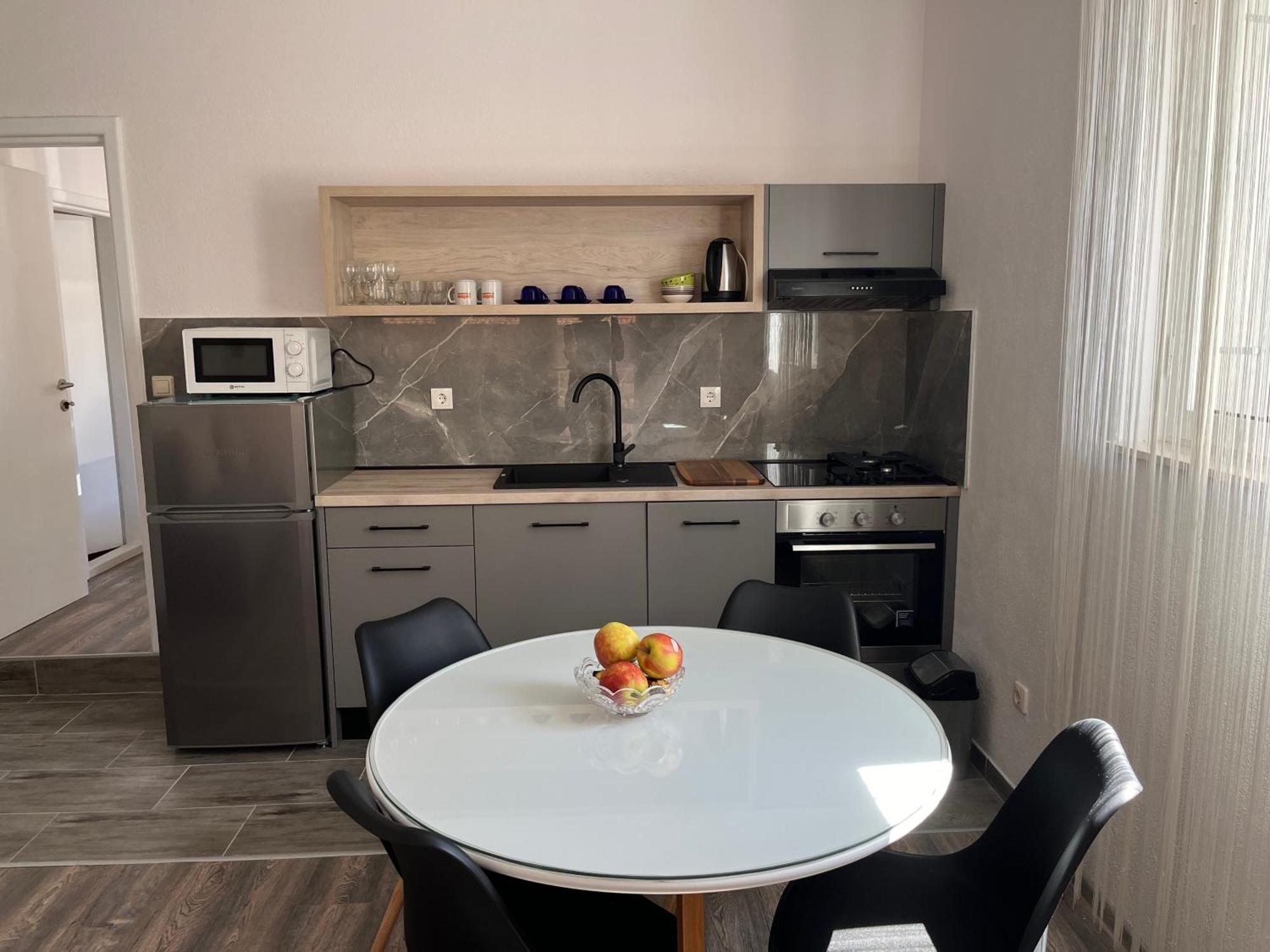 Apartment Makarska M&I Екстер'єр фото