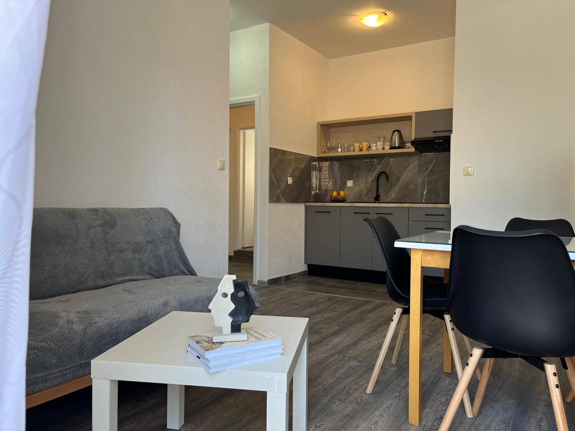 Apartment Makarska M&I Екстер'єр фото