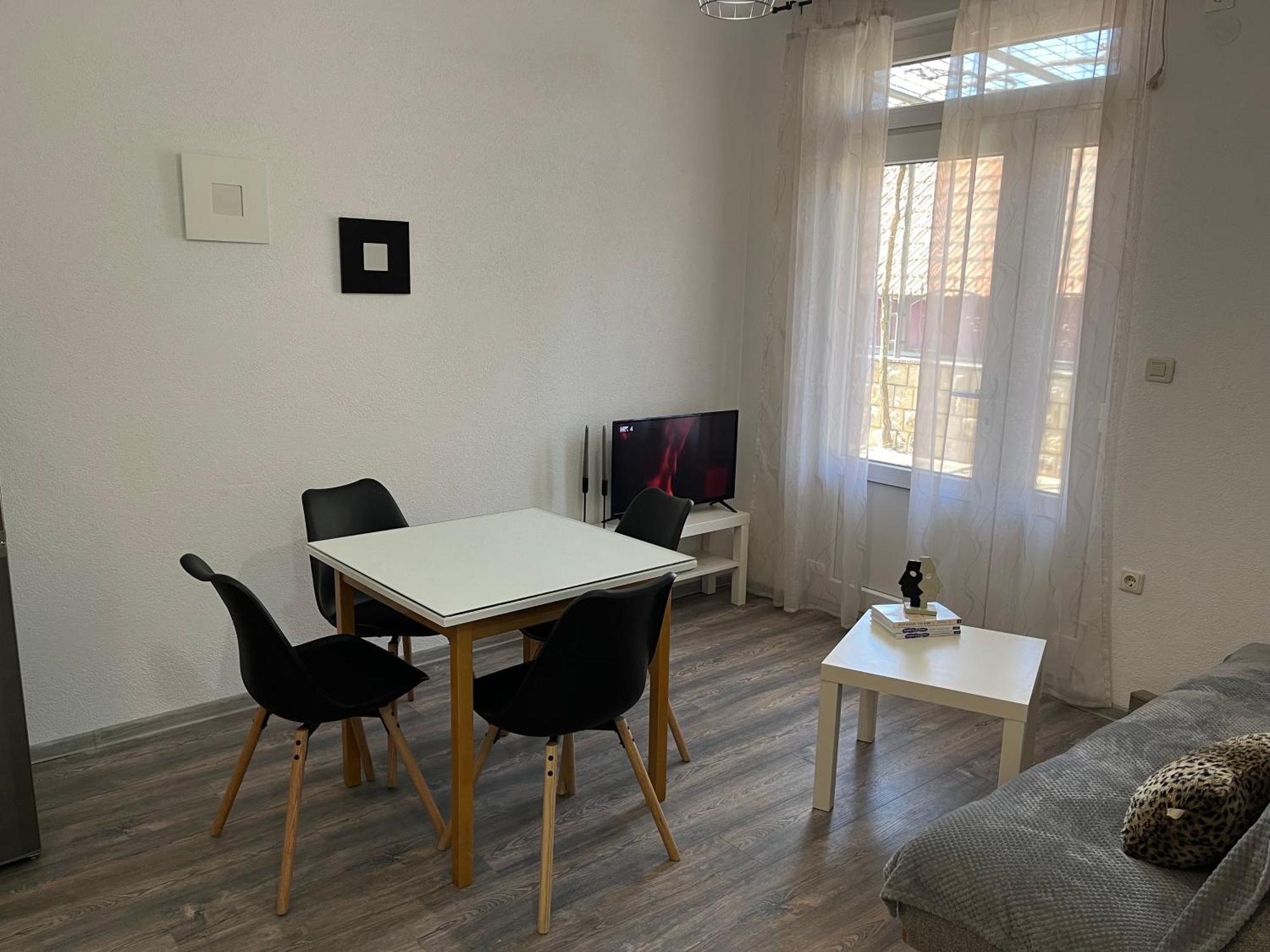 Apartment Makarska M&I, Free Private Parking Екстер'єр фото