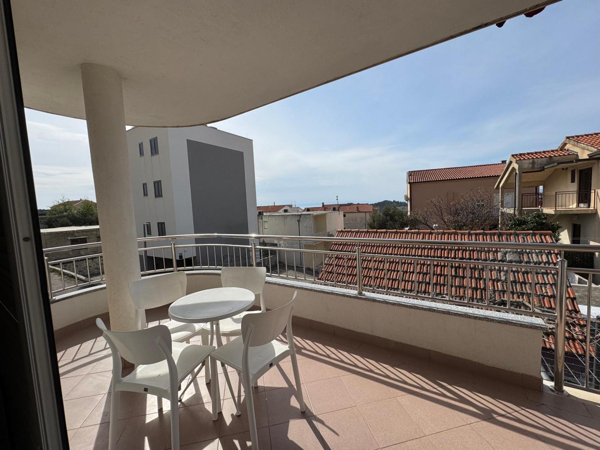 Apartment Makarska M&I, Free Private Parking Екстер'єр фото