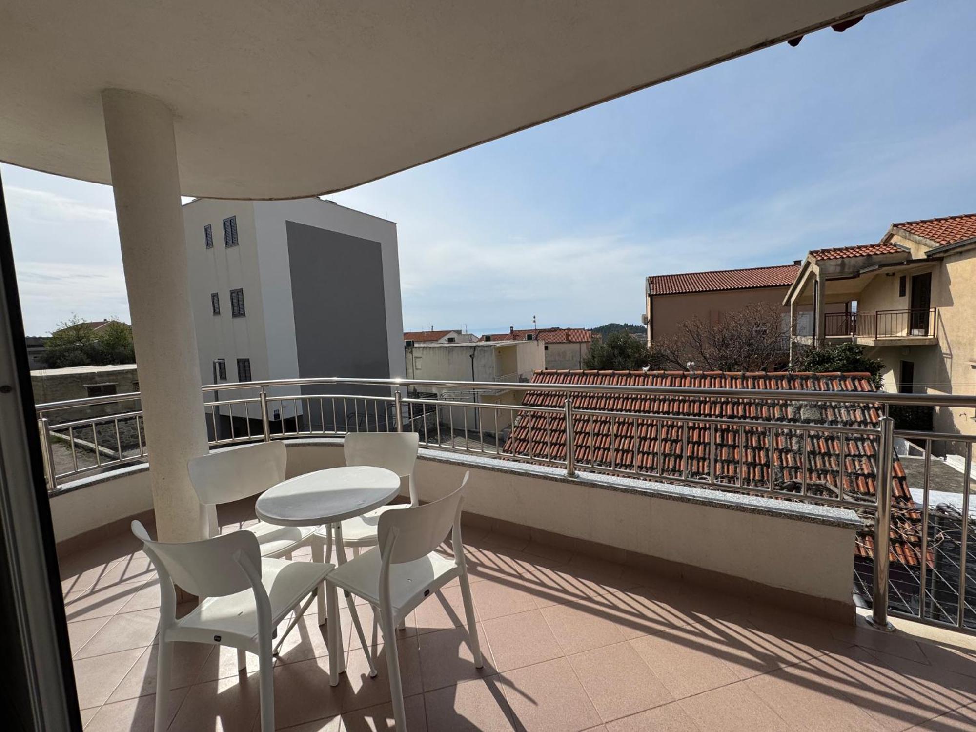 Apartment Makarska M&I, Free Private Parking Екстер'єр фото