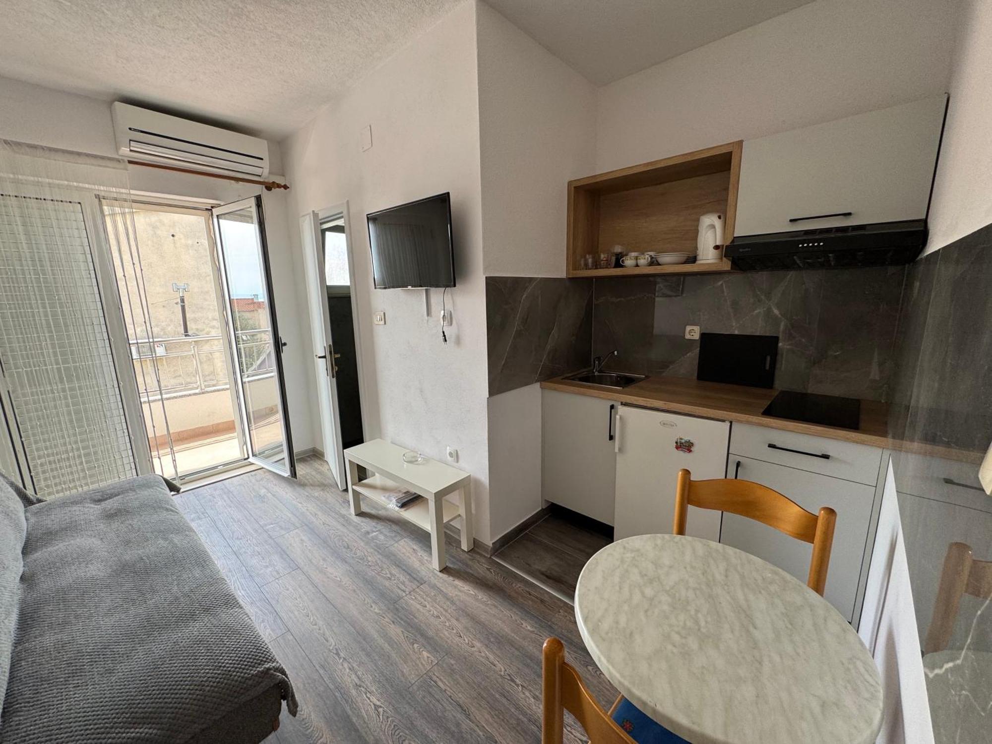 Apartment Makarska M&I, Free Private Parking Екстер'єр фото