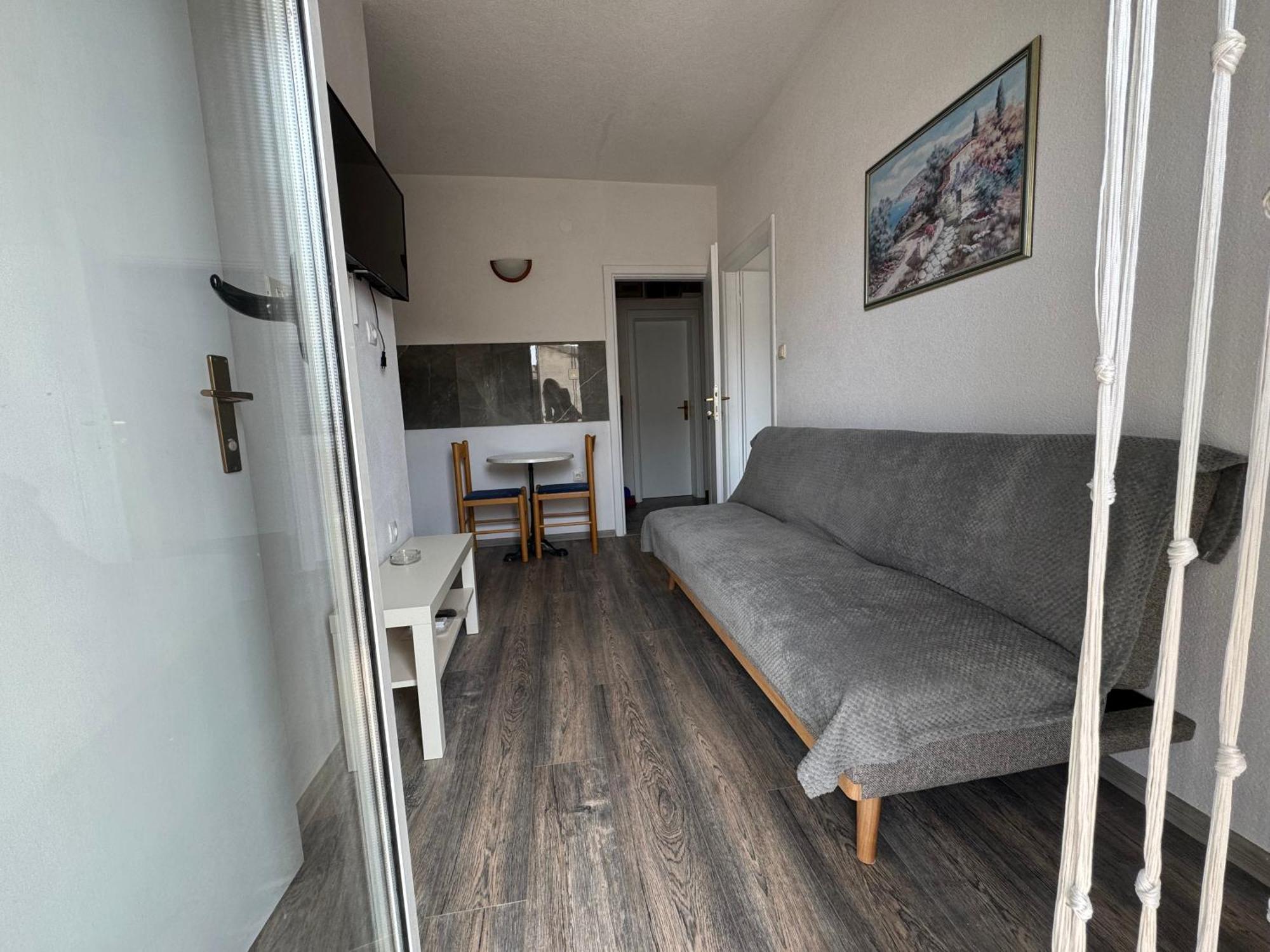 Apartment Makarska M&I, Free Private Parking Екстер'єр фото